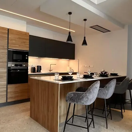 West Hill - In Agios Tychonas Appartement